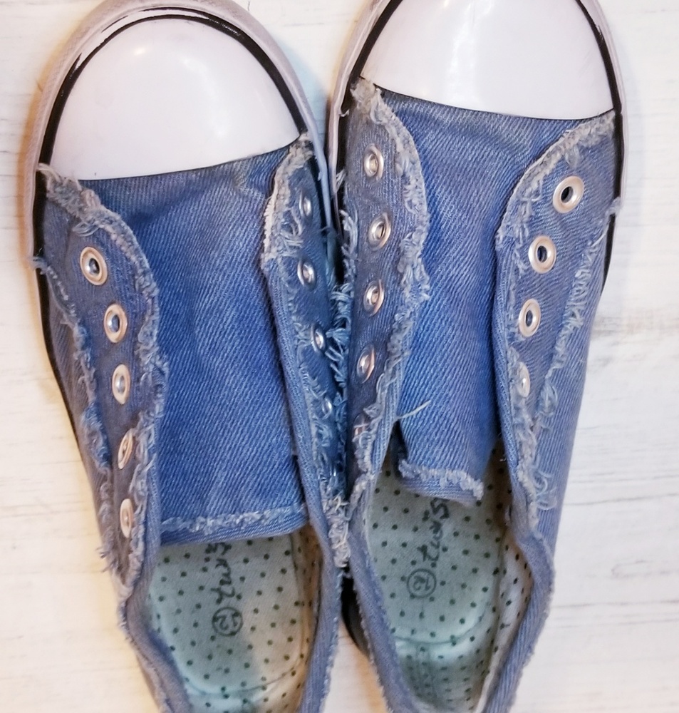 Claire- Blue Jean Tennis Shoes